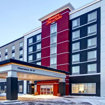 Hampton Inn & Suites By Hilton Grande Prairie Bagian luar foto